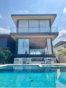 Sobrado com 6 Quartos para alugar, 400m² no Baleia, São Sebastião