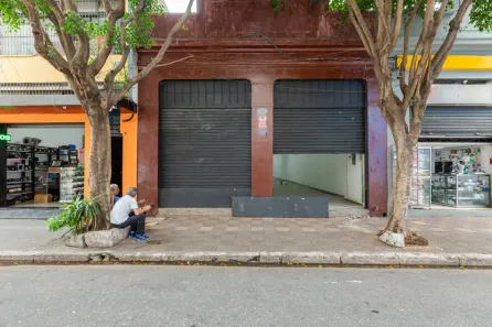 Ponto Comercial com 3 Quartos para alugar, 250m² no Santa Efigênia, São Paulo