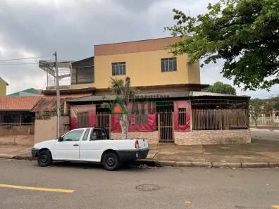 Imóvel Comercial com 3 Quartos à venda, 332m² no Califórnia, Londrina