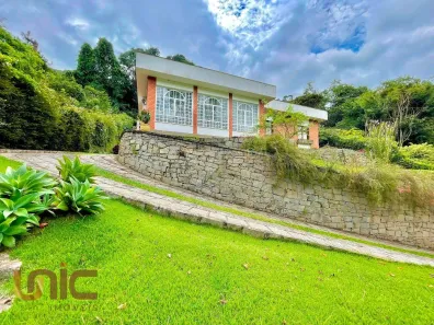 Casa com 3 Quartos à venda, 284m² no Albuquerque, Teresópolis