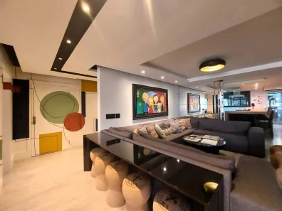 Apartamento com 4 Quartos à venda, 326m² no Centro, Florianópolis