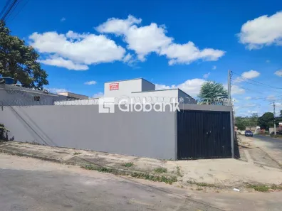 Casa com 2 Quartos à venda, 60m² no Maracanã, Montes Claros