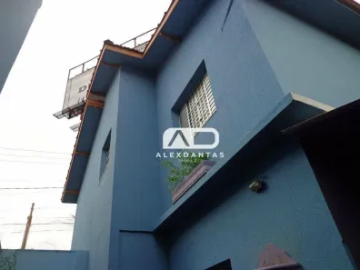 Sobrado com 3 Quartos à venda, 177m² no Campestre, Santo André