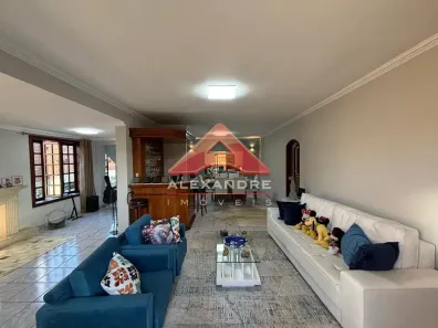 Casa com 4 Quartos à venda, 300m² no Vila Industrial, São José dos Campos