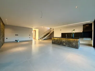 Sobrado com 4 Quartos à venda, 281m² no Jardins Capri, Senador Canedo