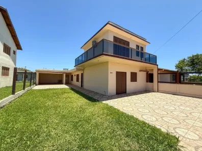 Casa com 3 Quartos à venda, 215m² no Praia de Mariluz, Imbé