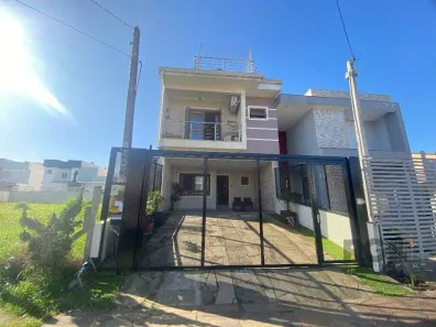 Casa com 3 Quartos à venda, 138m² no Hípica, Porto Alegre