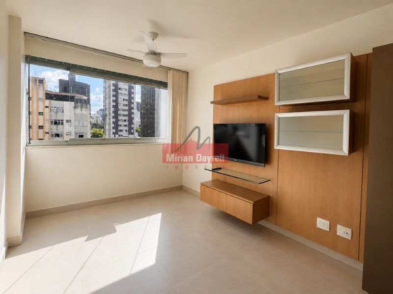 Apartamento com 3 quartos — Santo Antônio, Belo Horizonte