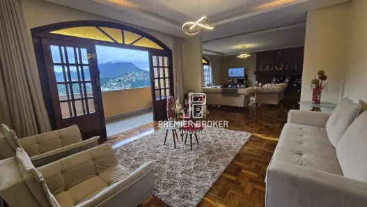 Casa com 3 Quartos à venda, 234m² no Panorama, Teresópolis
