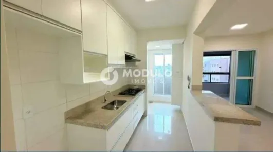Apartamento com 3 Quartos para alugar, 87m² no Santa Mônica, Uberlândia