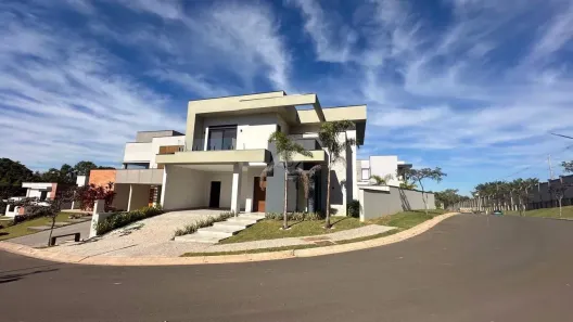 Sobrado com 3 Quartos à venda, 264m² no Joapiranga, Valinhos