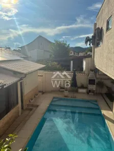 Casa com 4 Quartos à venda, 310m² no Itaipu, Niterói