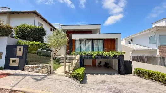 Casa com 3 Quartos à venda, 225m² no Pedra Branca, Palhoça