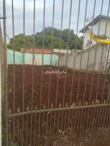 Lote/Terreno com 1 Quarto à venda, 250m² no Jardim Tókio, Londrina