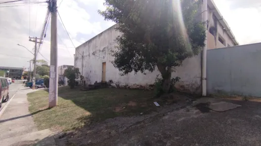 Galpão/Depósito/Armazém para alugar, 600m² no Porto da Roça II (Bacaxá), Saquarema