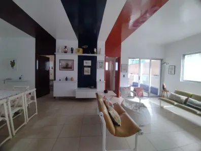 Apartamento com 2 Quartos para alugar, 110m² no Pitangueiras, Guarujá