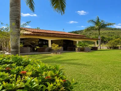 Fazenda/Sítio com 3 Quartos à venda, 10000m² no , Tanguá