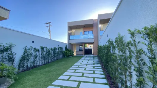 Casa com 4 Quartos à venda, 132m² no Urucunema, Eusébio