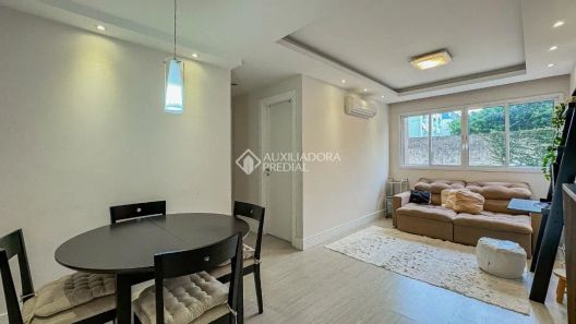 Apartamento com 2 Quartos à venda, 58m² no Passo da Areia, Porto Alegre