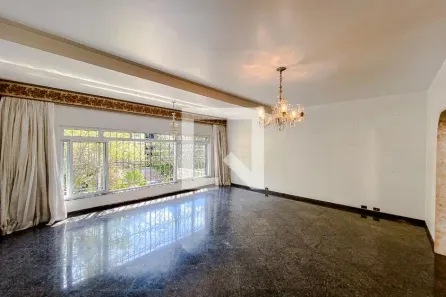 Casa com 3 Quartos à venda, 400m² no Aclimação, São Paulo