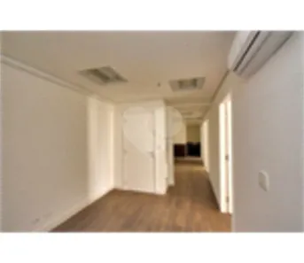 Sala Comercial à venda, 110m² no Vila Olímpia, São Paulo