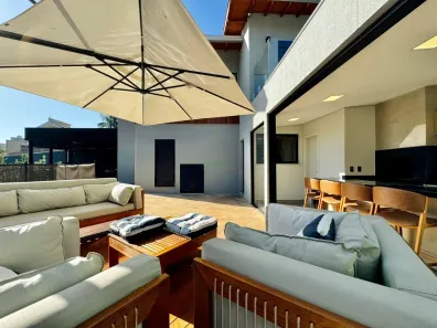 Sobrado com 3 Quartos à venda, 145m² no Igapó, Londrina