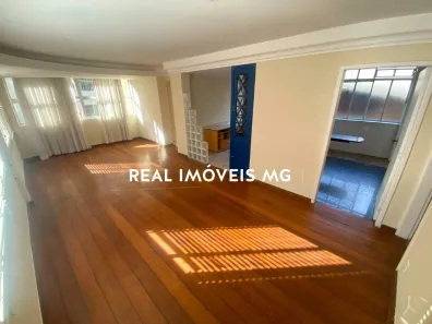 Apartamento com 3 Quartos para alugar, 130m² no Santo Antônio, Belo Horizonte