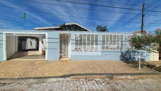 Casa com 4 Quartos à venda, 297m² no Vila São José, Valinhos