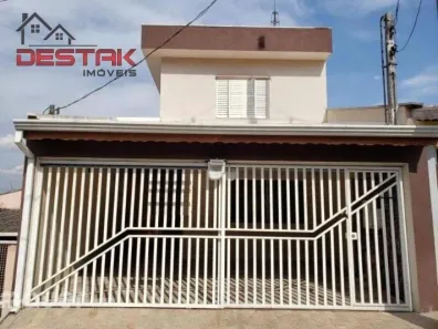 Casa com 3 Quartos à venda, 167m² no Vila Pirapora, Jundiaí