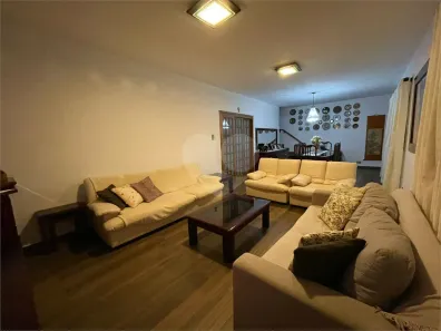 Sobrado com 5 Quartos à venda, 270m² no Jardim Petrópolis, São Paulo