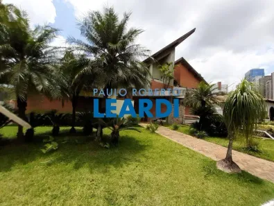 Casa de Condomínio com 5 Quartos à venda, 940m² no Alphaville Residencial Dois, Barueri