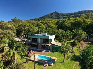 Casa com 3 Quartos à venda, 460m² no Morro Alto, Maquiné