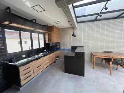 Sobrado com 3 Quartos à venda, 170m² no Campo Grande, Santos