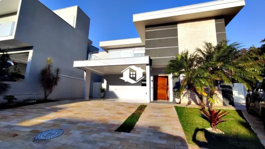 Sobrado com 4 Quartos à venda, 377m² no Swiss Park, Campinas