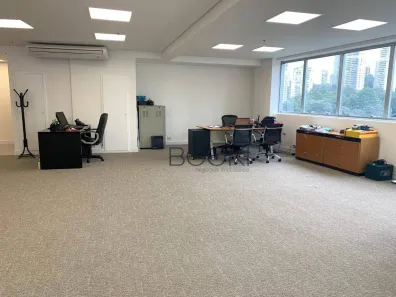 Sala Comercial à venda, 125m² no Vila Andrade, São Paulo