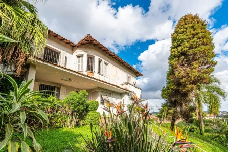 Casa com 3 Quartos à venda, 328m² no Cristal, Porto Alegre