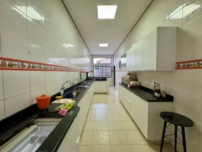 Casa de Condomínio com 4 Quartos à venda, 380m² no Jardim Atlântico, Goiânia