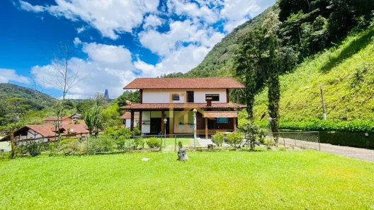 Casa de Condomínio com 3 Quartos à venda, 203m² no Granja Guarani, Teresópolis