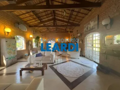 Fazenda/Sítio com 4 Quartos para venda ou aluguel, 693m² no Tijuco Preto, Vargem Grande Paulista