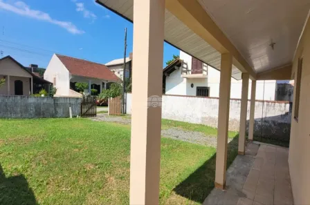Casa com 2 Quartos à venda, 66m² no Barra do Saí, Itapoá