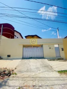 Casa com 4 Quartos para alugar, 290m² no Bom Pastor, Natal