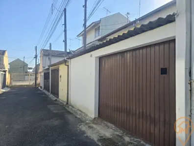 Sobrado com 3 Quartos para alugar, 70m² no Cajuru, Curitiba