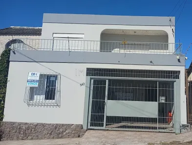 Casa com 4 Quartos à venda, 153m² no São José, Bagé