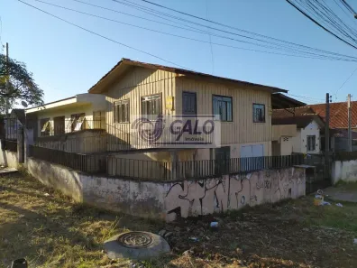 Casa com 2 Quartos para alugar, 80m² no Tingui, Curitiba