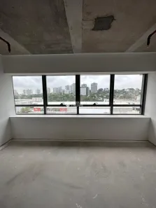 Sala Comercial à venda, 37m² no Chácara das Pedras, Porto Alegre