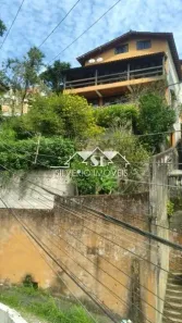 Casa com 4 Quartos à venda, 319m² no Castelanea, Petrópolis