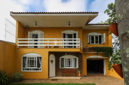 Casa com 4 Quartos à venda, 212m² no Fátima, Canoas