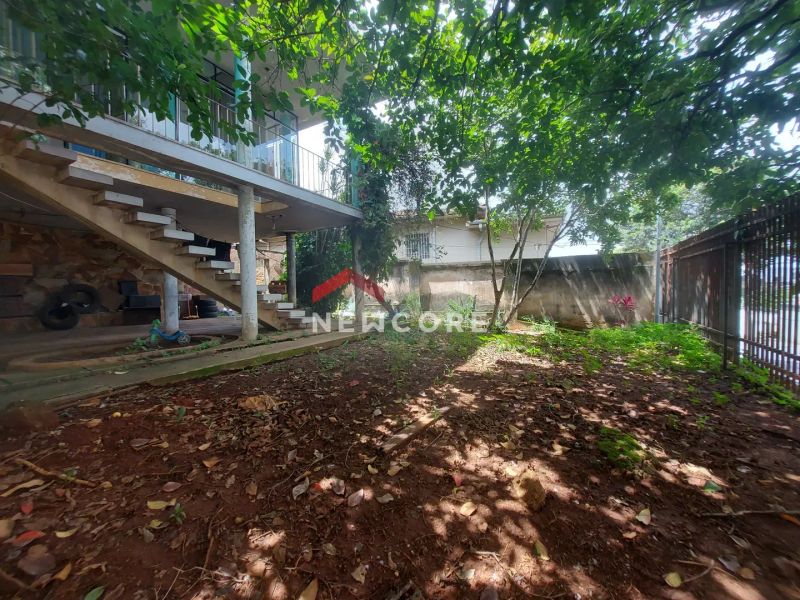 Casa com 4 quartos — Salgado Filho, Belo Horizonte