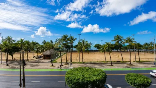 Apartamento com 3 Quartos à venda, 178m² no Pajuçara, Maceió