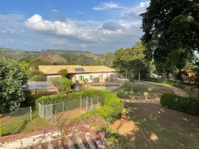 Fazenda/Sítio com 4 Quartos à venda, 222m² no Portal da Serra, São Pedro
